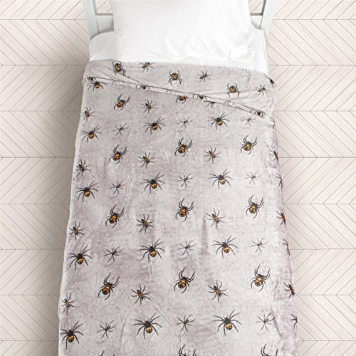 QE Home- Spider Web Halloween Fleece Throw