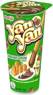 Yan Yan Biscuit Stick with Creamy Hazelnut Cocoa Flavoured Dip 44 g