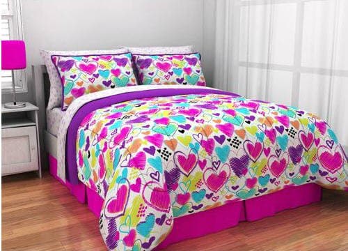 FULL Bright Hearts Bed in a Bag Bedding Set by teen scene