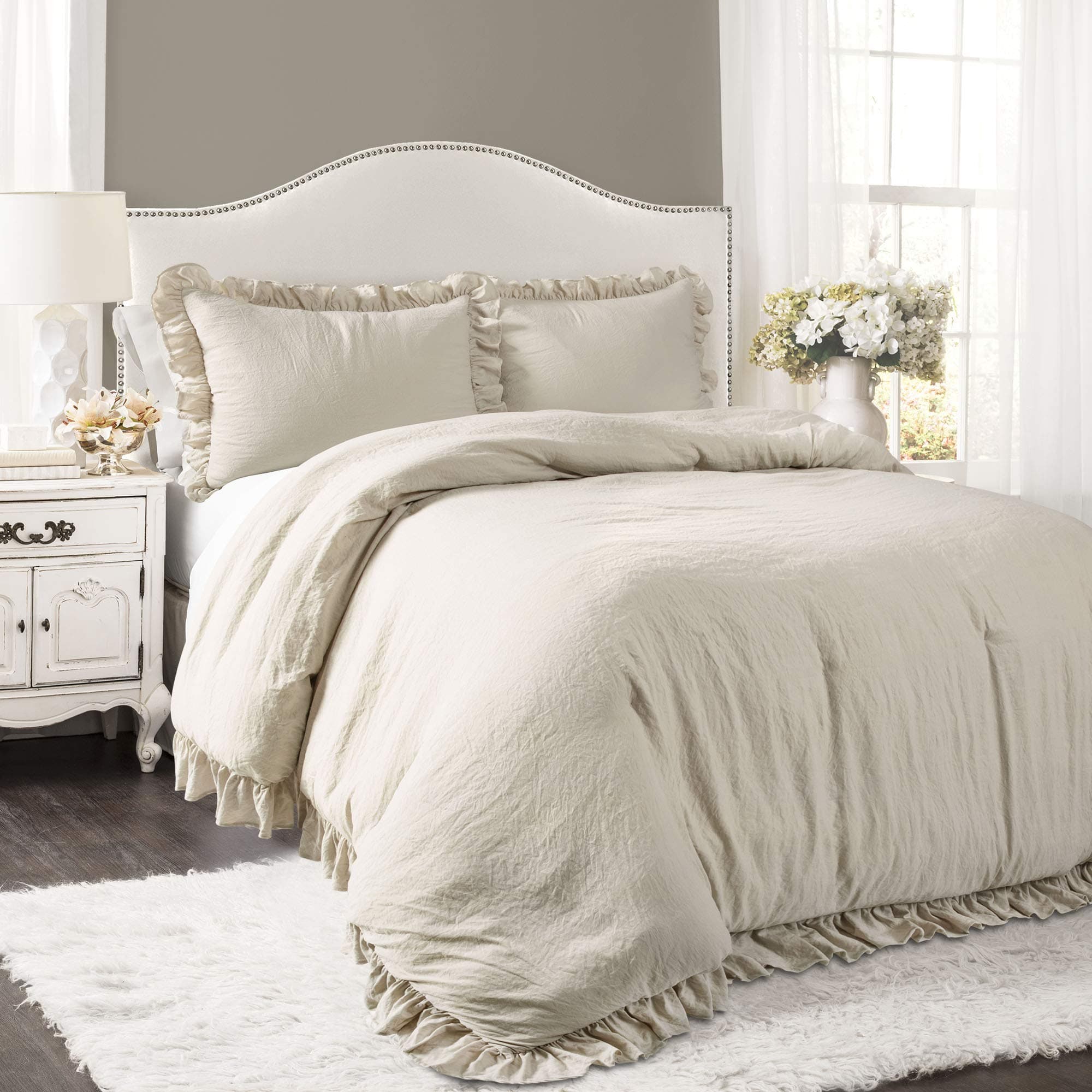 Reyna Ruffle Comforter Set - 3 Piece Cozy Ruffled Bedding Set - Timeless Elegance and Comfort for Bedroom - California King, Wheat
